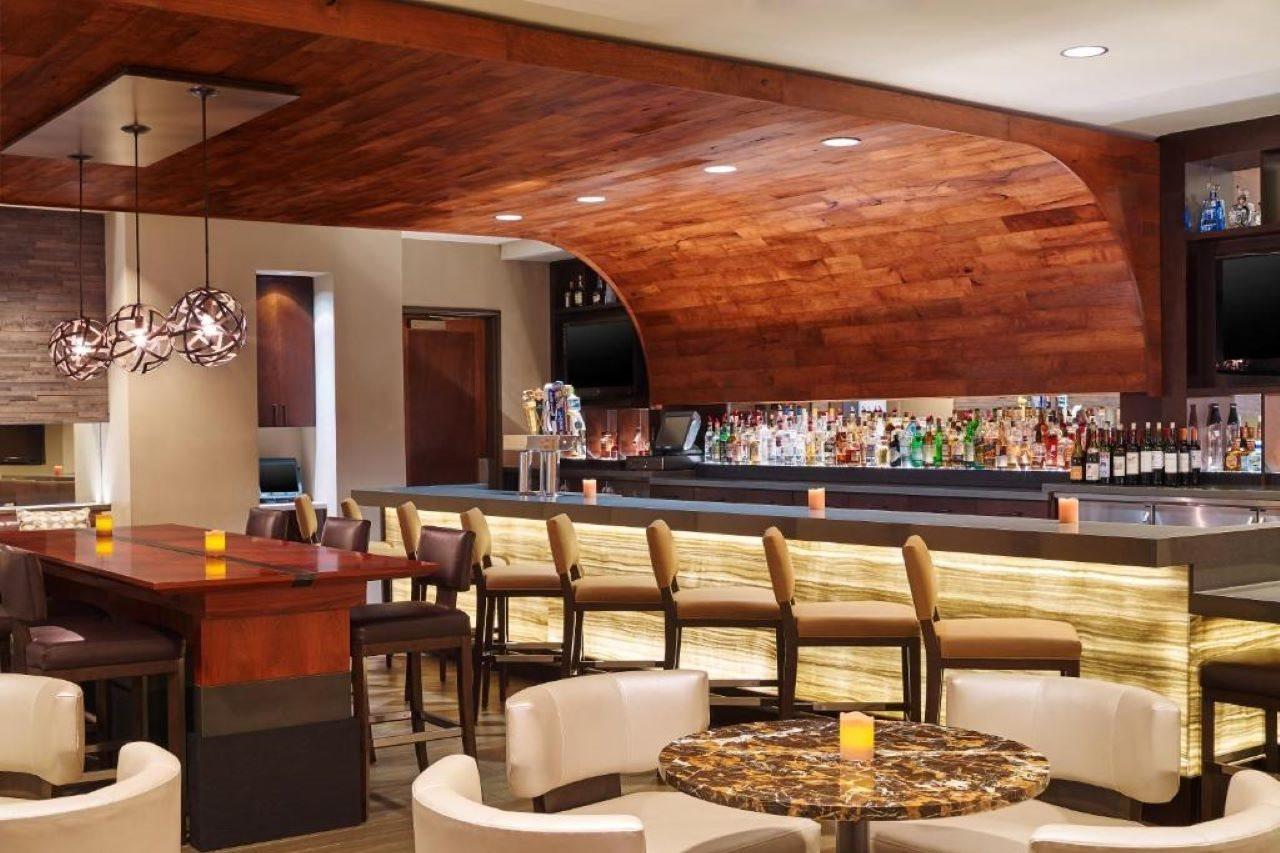 Doubletree By Hilton San Antonio Airport Hotel Bagian luar foto