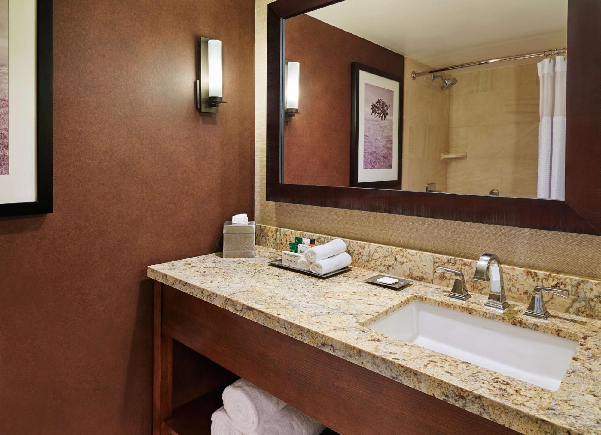 Doubletree By Hilton San Antonio Airport Hotel Bagian luar foto